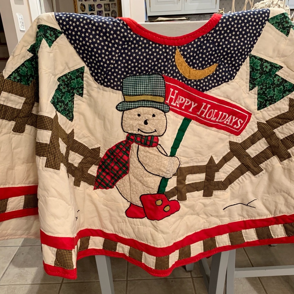 Vintage Quilted Christmas Tree skirt